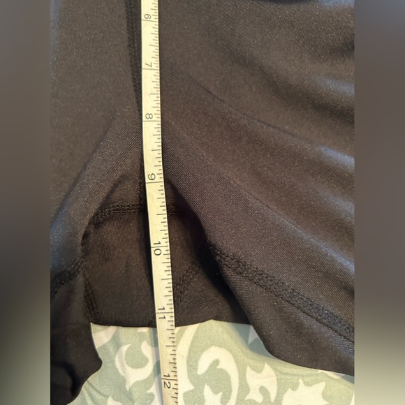 Jessica Simpson Black Floral Capri Workout Leggings - Picture 6 of 7